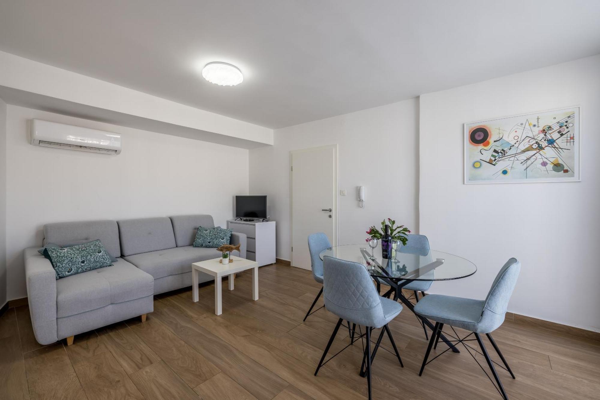 Apartment Sara